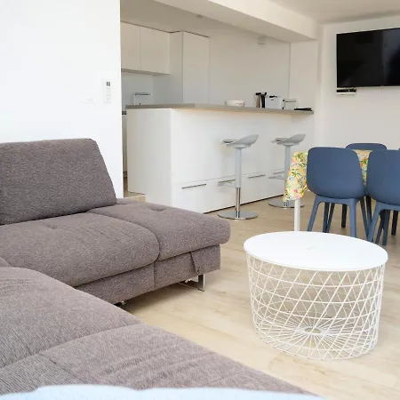 Apartmani Smilja Primosten Exterior photo