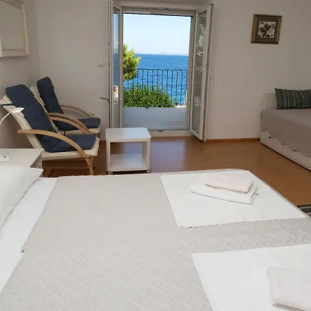 Apartmani Smilja Primosten Exterior photo