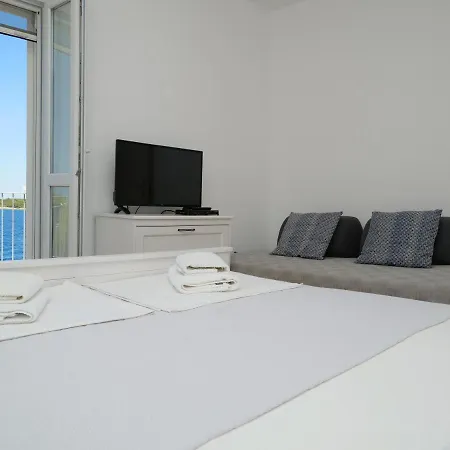 Apartmani Smilja Primosten Exterior photo